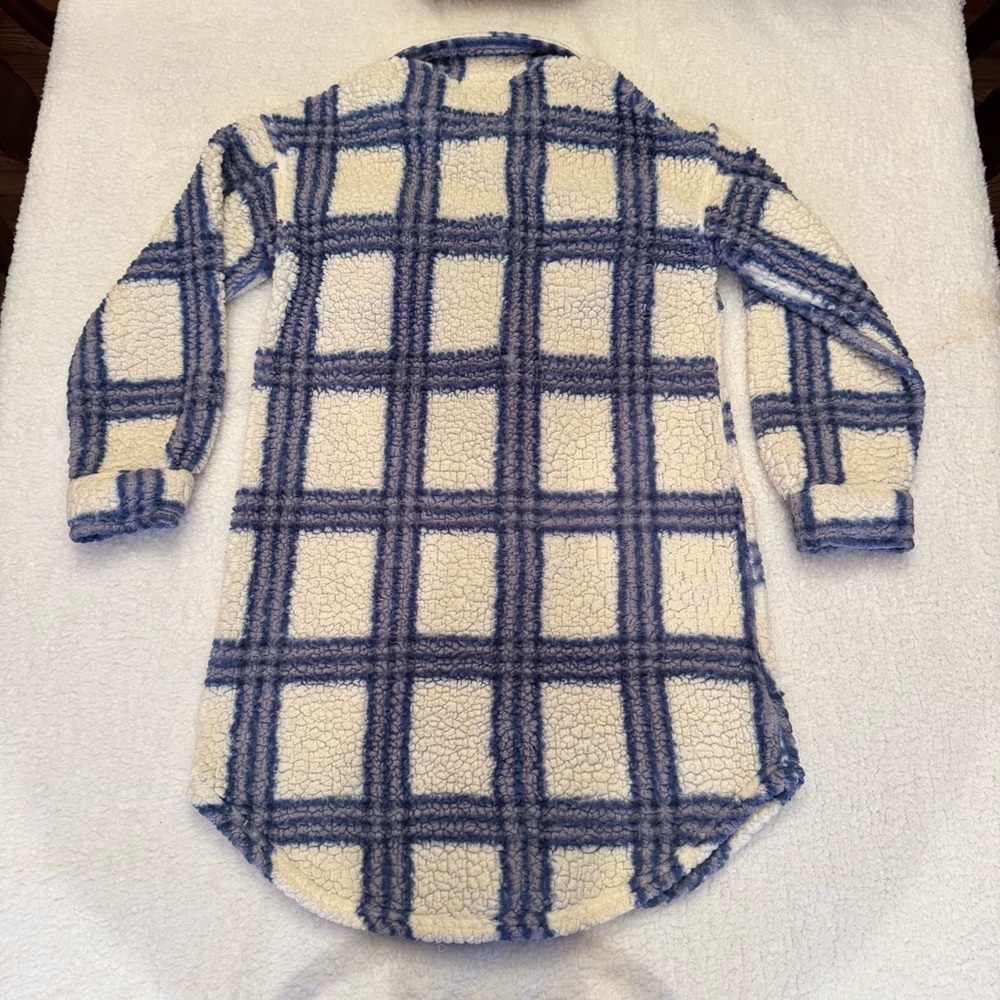 Almost Famous Sherpa Plaid Shacket Jacket Blue Cream Cozy‎ XL - Picture 7 of 10